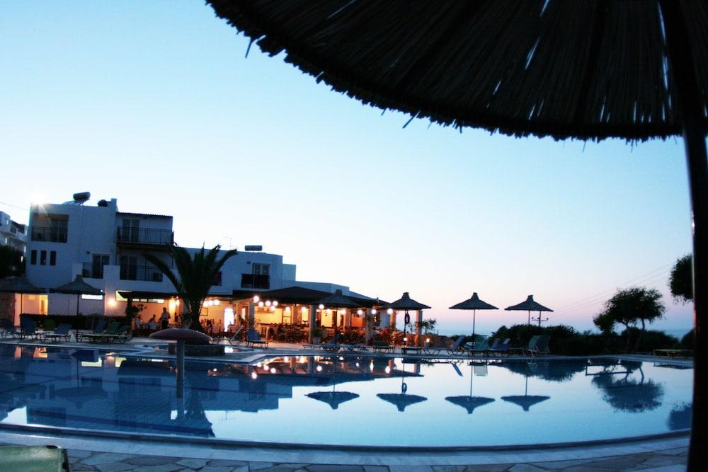 Semiramis Village Hotel Hersonissos  Exterior foto