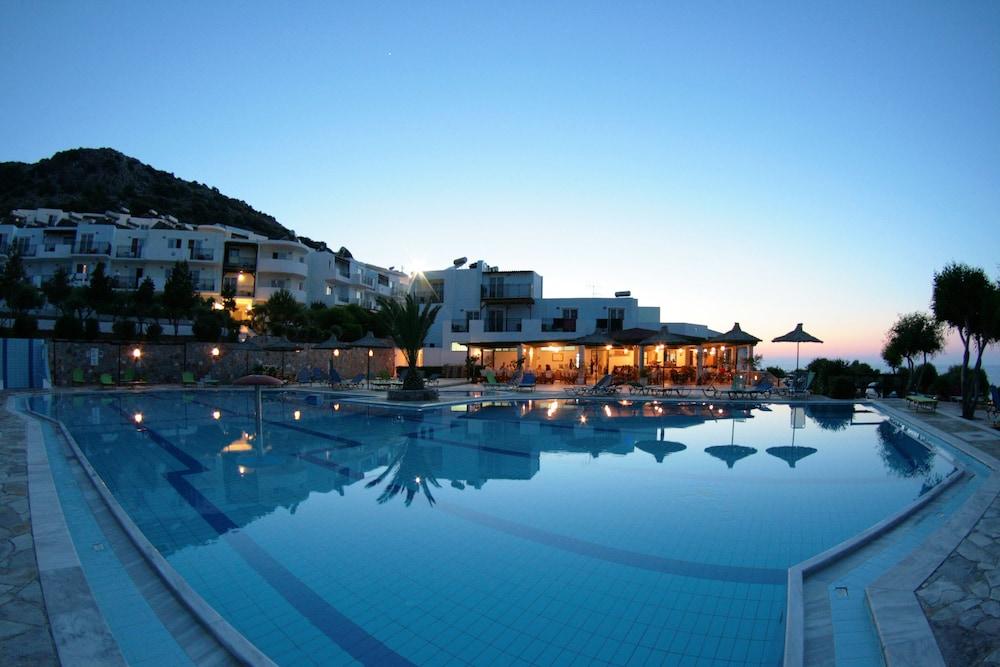 Semiramis Village Hotel Hersonissos  Exterior foto